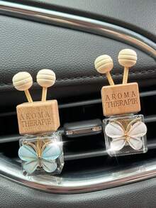 2个装汽车出风口香水瓶空瓶小巧可爱实用出风口装饰夹