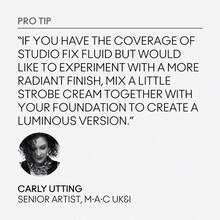 MAC M.A.C Studio Fix Fluid SPF 15 24小时哑光粉底液 + 控油，蕴含80%滋养精华，SPF15防晒 - NC15 - 查看 6