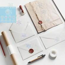 2 rollos (1000 piezas) de pegatinas de copos de nieve de oro, etiquetas navideñas transparentes y holográficas, sellos adhesivos redondos para sobres navideños y de invierno, pegatinas decorativas para regalos navideños, decoración de tarjetas de felicitación, decoración de escaparates, envoltura de regalos DIY, sellos DIY para sobres, sellos para sobres de tarjetas de felicitación