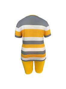 Plus Size Women's Fashion Two-Piece Suit, Round Neck Short-Sleeved Top And Shorts Set, Striped Print Short-Sleeved Shorts Two-Piece Suit - 黃色 - 查看 2