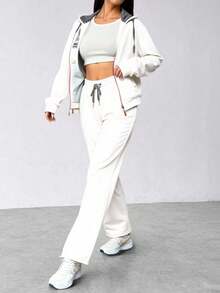 Conjunto  Compuesto Por Sudadera Con Capucha Y Cierre Y Pantalones Deportivo - Beis - Ver 3