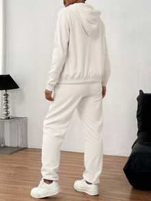 Conjunto  deportivo de pantalones rectos,  con sudadera de manga larga con capucha. - Blanco - View 2