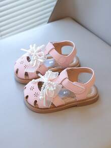 Giày sandal mới cho bé gái có họa tiết trái tim, thiết kế mũi kín, đế mềm chống trượt, nhẹ và thoải mái cho mùa hè - Hồng - Xem 3