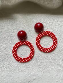 SHEIN MOD Một đôi bông tai tròn chấm bi cổ điển thời trang, phù hợp để đeo hàng ngày. Những phụ kiện giáo viên đáng yêu này mang vẻ đẹp thanh lịch của một đôi bông tai giáo viên. Kết hợp với phụ kiện tóc tinh tế, mỗi món trang sức phương Tây đều là một món quà hoàn hảo cho giáo viên. Thích hợp làm quà tặng cho bạn bè, giáo viên, bạn gái và gia đình, cho các dịp như Halloween, Giáng sinh và các ngày lễ khác. - vòng khuyên tai - Xem 1