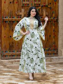 Elegant Women's Long Sleeve V-Neck Arabic Dress, Made Of Woven Fabric With Tie Waist And Slit Details - Green - View 3
