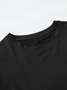 男士二合一长袖T恤，轻薄叠穿设计，短款下摆，春夏轻盈透气，饰有圣母玛利亚十字架图案，时尚休闲日常街头风，送礼佳品 - 黑與白 - 查看 6