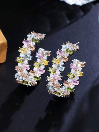 1 par de pendientes de aro grandes y anchos con circonita cúbica de colores tipo baguette, joyas plateadas con CZ para mujeres, novias, bodas, compromisos, banquetes, concursos, fiestas, bailes de graduación, damas de honor, regalo de Navidad