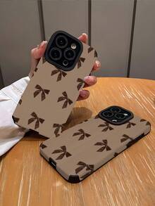 WeiMi 1pc Vintage Brown Bow Illustration Pattern Vertical Striped Faux Leather Soft Protective Phone Case, Compatible With IPhone And S16/S16 Plus/S16 Pro/S16 Pro Max - Multicolor - View 2