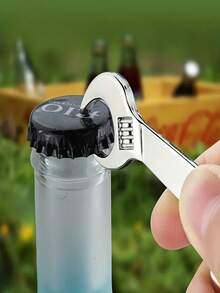 1 قطعة مفتاح معدني متعدد الوظائف، فتاحة زجاجات، أداة مفتاح السيارة، قلادة، فتاحة زجاجات، هدية صغيرة، إكسسوارات هالوين وعيد المعلم