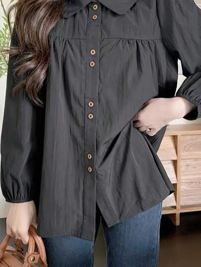 大码女式纯色纽扣前口袋衬衫，办公室穿着