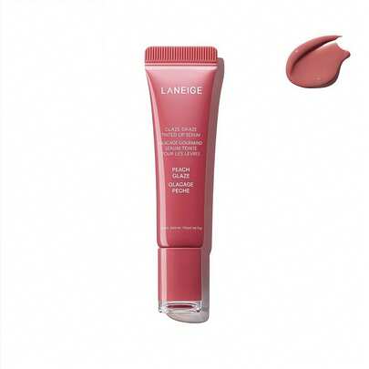 Laneige Siero labbra tintato Laneige Glaze Craze #Peach Glaze Color 12g/0,42 Oz | Siero labbra volumizzante con finitura lucida e ad alto brillantezza | Arricchito con ingredienti nutrienti per labbra morbide e idratate | Formula leggera che fornisce idratazione e comfort per tutto il giorno | Aggiunge un tocco di colore tinto con effetto glossy