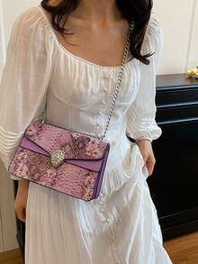 Bolso cuadrado pequeño con cadena, estilo vintage con estampado de cocodrilo, bolso de hombro y bandolera versátil y de moda (23*15*9) cm - Morado - Ver 6