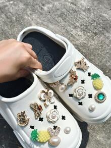 12pcs Shoe Charm/Shoe Accessories/Charms Pearl Chain Flower Charms For Shoes/Charms Suitable For Clogs/Beach Bags/Beach Shoes And Halloween Gifts/Christmas Gifts/Other Holiday Gifts