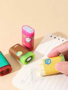 Dây xích đựng tẩy hình trái cây ngẫu nhiên (1 cái/2 cái/4 cái), văn phòng phẩm sáng tạo, thiết kế dễ thương, tẩy sạch sẽ, đồ dùng văn phòng thú vị, tẩy hình trái cây nhỏ xinh, món quà hoàn hảo cho học sinh, đồ dùng văn phòng, lễ tốt nghiệp, tựu trường, sinh nhật, quà tặng mùa tựu trường, đồ dùng cho giáo viên. - Nhiều màu - Xem 4