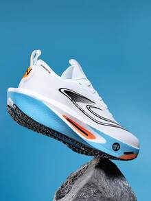 أحذية الجري للنساء للاستخدام الخارجي، أحذية الجري لنصف الماراثون، أحذية الجري السريع، أحذية المنافسات في ألعاب القوى، أحذية الجري على الطرق للنساء، أوبريات من شبكة تنفس، أسطح مقاومة للانزلاق وماصة للصدمات، أحذية المشي لمسافات طويلة