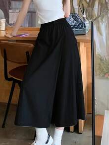 Women's Elegant Culottes, Casual Comfortable Wide Leg Pants Skirt, Loose Elastic Waist 3/4 Pants, Spring/Summer - Black - View 4