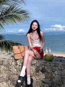 おしゃれでホットな白キャミソールレディース夏インナーレースチェック柄ブラジャー3点セット純粋な欲望ショートトップ - レッド - チェックする 1