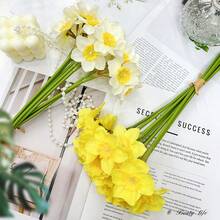 3/6 Stücke Frühlingsblumen, Künstliche Narzissen, Simulierte Blumen, Echte Blüten, Tischdekoration für Zuhause, Hochzeitstische, Weihnachtsdekoration, Blumenarrangements, Wohnzimmerdekoration, Weihnachtsszenen-Dekoration, Raumdekoration, Hochzeitsartikel, Hochzeitsgeschenke (ohne Vase)