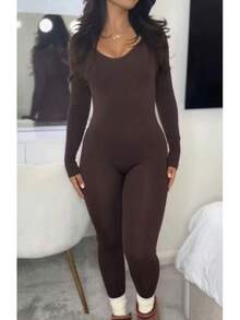 VIVINA Women's Autumn/Winter Casual Versatile Minimalist Solid Color Elegant Deep V-Neck Slim Fit Elastic Fleece-Like Outdoor Long Sleeve Jumpsuit, Chocolate Brown Slim Fit Fleece-Like Long Sleeve Jumpsuit - Brown - View 4
