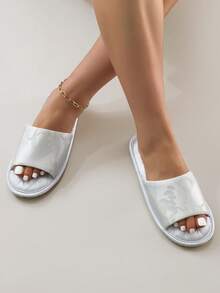 Elegante neue chinesische Stil bestickte Satin Offene Zehe Bequeme Damen Hausschuhe, rutschfest