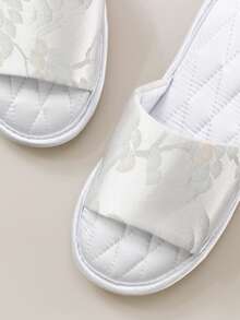 Elegante neue chinesische Stil bestickte Satin Offene Zehe Bequeme Damen Hausschuhe, rutschfest