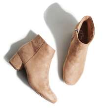 Women's Black Vegan Suede Cheetah Faux Suede Cognac Vegan Suede Natural Faux Suede Smokey Taupe White PU Chunky Low Heel Zip-Up Ankle Boots – Minimalist Round/Pointed Toe Fashion Booties [Size Up Half Size] - 天然仿麂皮 - 查看 6