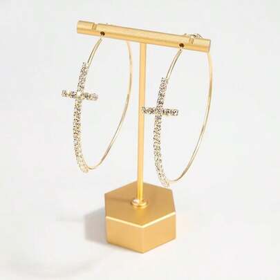 1 对独特十字架设计女式环形耳环