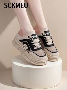 SCKMEU زوج من أحذية مول النسائية المسطحة ذات لوحة شبكية قابلة للارتداء من الخلف، تنفس، بمنصة، أنيقة ومتعددة الاستخدامات كأحذية كاجوال - الأسود - مشاهدة 5