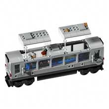 LEGO 漫威蜘蛛侠大战章鱼博士地铁场景 - 可动人偶儿童玩具 - 蜘蛛侠拼搭玩具，适合男孩和女孩，9 岁以上 - 漫威收藏品，含 4 个迷你人偶 - 生日礼物 - 76321 - 76321 - 查看 4