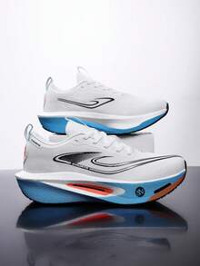 أحذية الجري للنساء للاستخدام الخارجي، أحذية الجري لنصف الماراثون، أحذية الجري السريع، أحذية المنافسات في ألعاب القوى، أحذية الجري على الطرق للنساء، أوبريات من شبكة تنفس، أسطح مقاومة للانزلاق وماصة للصدمات، أحذية المشي لمسافات طويلة