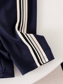 Conjunto de Moletom de Gola Redonda de Manga Longa Listrado e Calça Reta de Cintura Elástica Listrada para Menino/Menina Casual