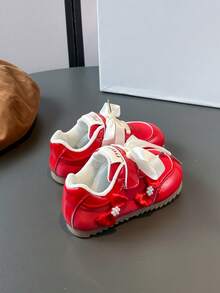 1 Đôi giày thể thao đế bệt thiết kế móc và vòng PU nơ xinh xắn dành cho bé gái, phù hợp cho mùa xuân và mùa thu - Đỏ - Xem 4