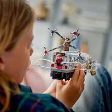 LEGO 漫威蜘蛛侠大战章鱼博士地铁场景 - 可动人偶儿童玩具 - 蜘蛛侠拼搭玩具，适合男孩和女孩，9 岁以上 - 漫威收藏品，含 4 个迷你人偶 - 生日礼物 - 76321 - 76321 - 查看 8