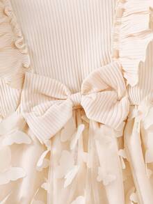 女童春秋季蝴蝶网纱拼接连衣裙，圆领长袖蝴蝶结装饰休闲网纱拼接公主裙，适合4-7岁女孩日常、户外、街头、派对等场合穿着。 - 杏色 - 查看 5