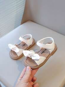 New Girls Flat Sandals With Rhinestone, Pearl & Bow Design, Soft Non-Slip Soles, Lightweight & Comfortable, Versatile & Elegant For Summer - Beige - View 3