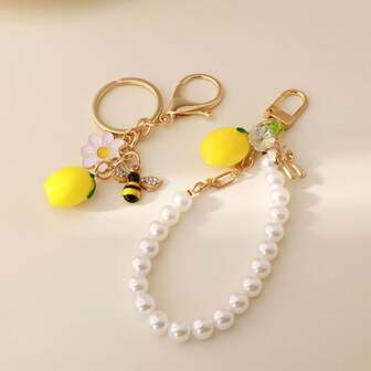 1pc Creative And Cute Lemon Car Keychain Metal Leaf Keychain Luxury Fruit Bag Charm Bag Gift For Mom Friends Lightweight Accessories Back Packaging Decoration Keychain