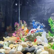 2/4 件逼真锦鲤装饰 | 橙色、白色、黑色、红色多色人造鱼 | 淡水水族箱/池塘造景装饰 | 精细鳞片 + 逼真眼睛设计 | 塑料，无化学污染 | 水生宠物压力缓解，适用于室内淡水池塘、造景、水族箱装饰 - 彩色 - 查看 7