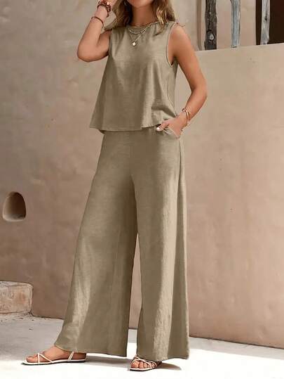 The Fashionable And Casual Women's Outdoor Set Has A Neat And Elegant Appearance, Suitable For Commuting In A Relaxed Atmosphere.