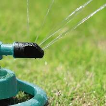 360° Rotating Garden Sprinkler – Adjustable Durable Lawn & Plant Watering Tool | Easy-Connect Hose Setup  | Ideal For Small To Medium Yards, Flower Beds & Patios - 墨綠色 - 查看 3