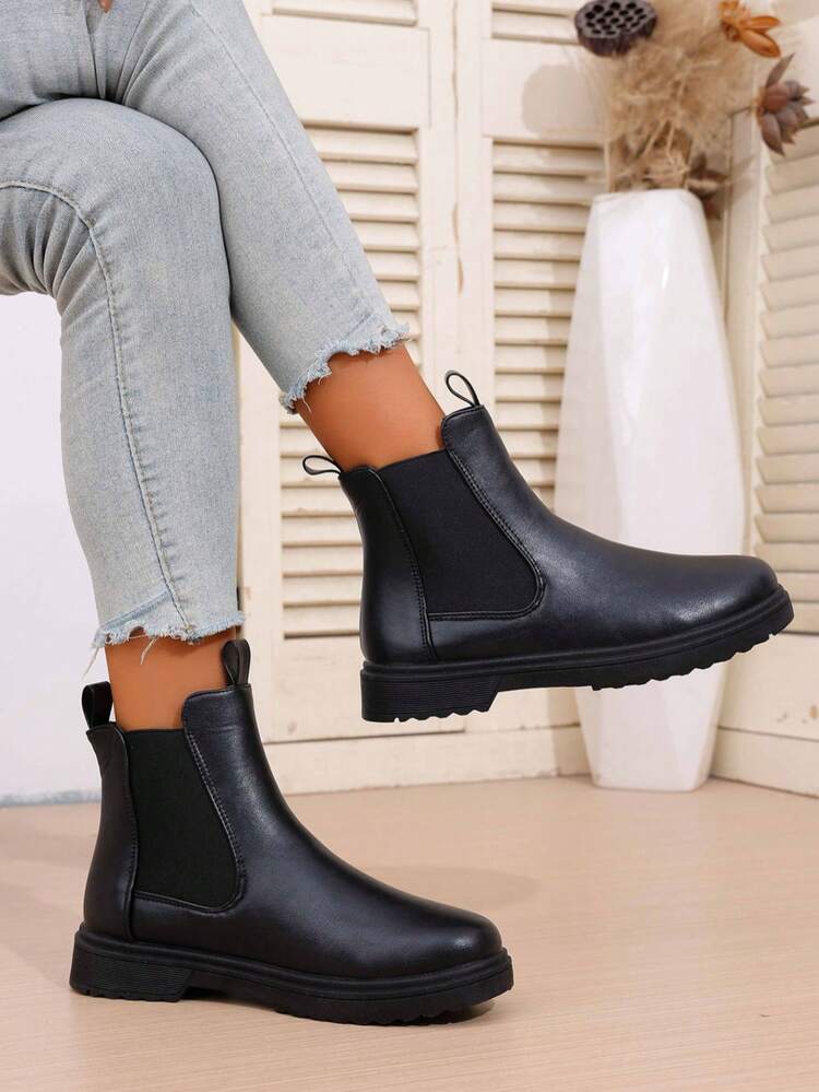 New Autumn Women's Chunky Heel Short Chelsea Boots, Inner Increased Height, Western Style Side Zipper - Black - View 2