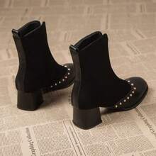 2025 Autumn And Winter New All-Match Temperament Boots Women's Thick Heel All-Match Popular Fashion Boots