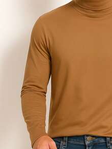 Suéter turtleneck  elegante  minimalista, cuello envolvente tipo shrouding, cozy & chic para otoño‑invierno 2025, moda quiet luxury y capa esencial - Caqui - Ver 3
