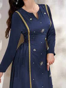 Gaun Maxi Arab Lengan Panjang Elegan dengan Leher Berlekuk dan Tali Pengikat untuk Wanita (Panel Depan Berhiaskan Pita Manik-Manik, Acak, Mungkin Tidak Sampai ke Bagian Atas) - Royal Blue - View 2