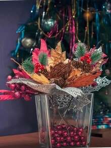 Red Berry Stem Pine Tree Branches,Artificial Pine Cone & Berry Swags,Mini Artificial Pinecone Picking Flowers DIY Wreath,Plastic Christmas Tree Branches For Crafts, Fireplace, Bar, Party, Holiday Decorations Wedding Party Supplies Kitchen Restaurant Table Centerpieces, Valentine Day, Gift Home Decor Christmas Decorations Room Decor Winter