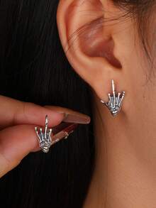 1 Pair S925 Gothic Series Skeleton Finger Shaped Silver Stud Earrings, Suitable For Halloween/Party/Gathering, Halloween Gift For Lover, Family, Friends, Women's Jewelry