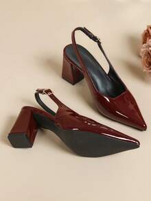 Sandales à talons hauts fermées pour femmes, avec fermeture à boucle, sandales polyvalentes de mode pour le travail et les déplacements