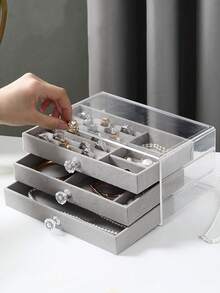 1个优雅三层首饰收纳盒，带抽屉 - 长方形布艺耳环架，防尘展示盒，完美的家居装饰品。男女皆宜。天鹅绒抽屉美观且品质上乘。精致的水晶拉手方便取用三个隔层中的首饰，整齐收纳耳环、项链和戒指。 - 彩色 - 查看 1