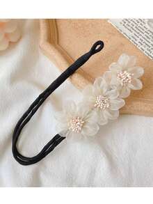 1个欧根纱花朵发髻造型器，花朵发髻造型器，花朵发髻发型造型器，蓬松发型造型工具，发饰，蓬松发圈造型器