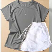 Cinza e Short Tactel Branco