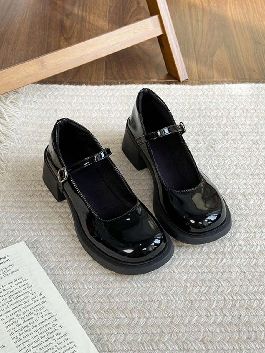 法式复古玛丽珍鞋搭配裙子小皮鞋新款圆头粗跟女鞋高跟鞋春秋